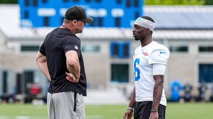 Detroit Lions head coach Dan Campbell speaks with cornerback Terrion Arnold after practice Detroit Lions head coach Dan Campbell speaks with cornerback Terrion Arnold after practice