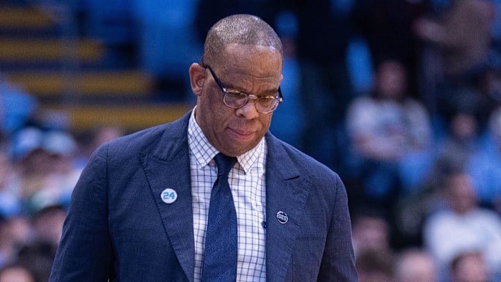 Dec 16, 2025; Chapel Hill, North Carolina, USA; North Carolina Tar Heels head coach Hubert Davis walks the sideline during the first half against the ETSU Buccaneers at Dean E. Smith Center. Mandatory Credit: Scott Kinser-Imagn Images Dec 16, 2025; Chapel Hill, North Carolina, USA; North Carolina Tar Heels head coach Hubert Davis walks the sideline during the first half against the ETSU Buccaneers at Dean E. Smith Center. Mandatory Credit: Scott Kinser-Imagn Images