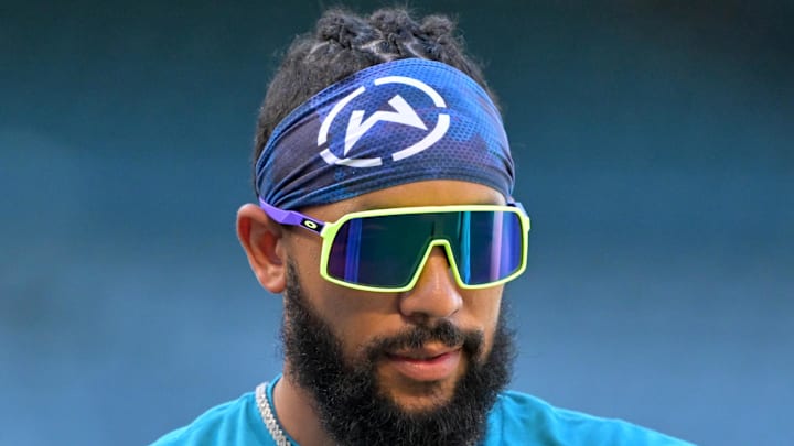 Seattle Mariners shortstop J.P. Crawford (3) warms up prior to the game against the Los Angeles Angels at Angel Stadium on July 24. Seattle Mariners shortstop J.P. Crawford (3) warms up prior to the game against the Los Angeles Angels at Angel Stadium on July 24.