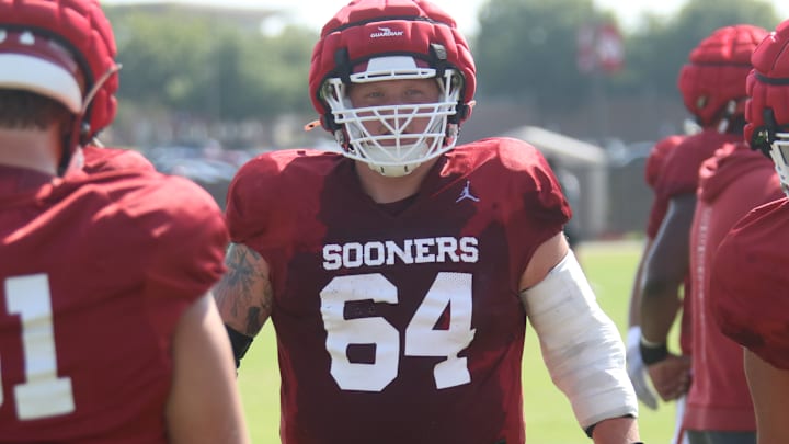 Oklahoma center Joshua Bates