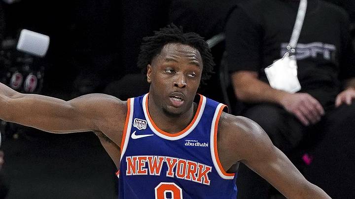 New York Knicks forward Og Anunoby controls the ball in front of San Antonio Spurs guard De'Aaron Fox. New York Knicks forward Og Anunoby controls the ball in front of San Antonio Spurs guard De'Aaron Fox.