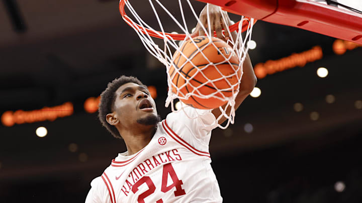 Arkansas Razorbacks forward Billy Richmond III (24) scores against the Duke Blue Devils during the first half at United Center.