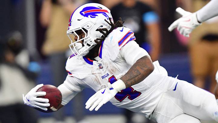 Buffalo Bills running back James Cook III rushes for a touchdown during the second quarter against the Los Angeles Rams at SoFi Stadium. Buffalo Bills running back James Cook III rushes for a touchdown during the second quarter against the Los Angeles Rams at SoFi Stadium.