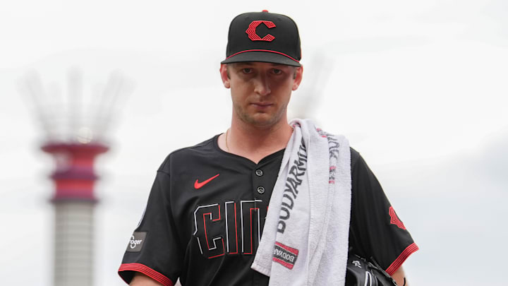 Reds respond to Nick Lodolo injury with move fans didn't see coming