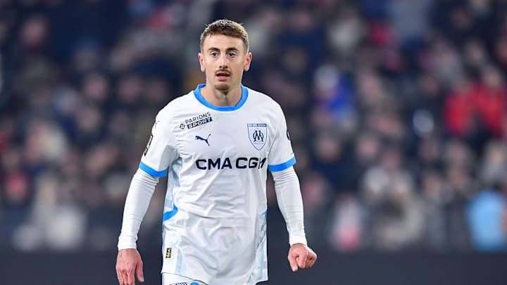 Valentin Rongier devrait démarrer comme titulaire.