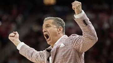 Arkansas Builds Nation’s Tallest Roster, Nets No. 2 Guard