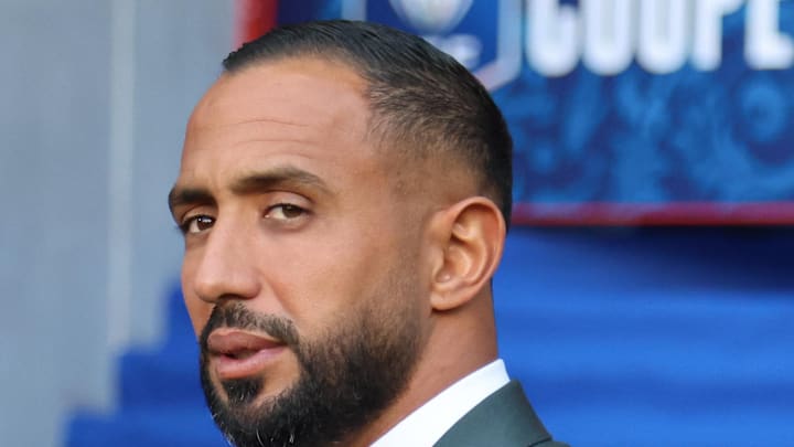 Mehdi Benatia est l'un des dirigeants de l'OM. Mehdi Benatia est l'un des dirigeants de l'OM.