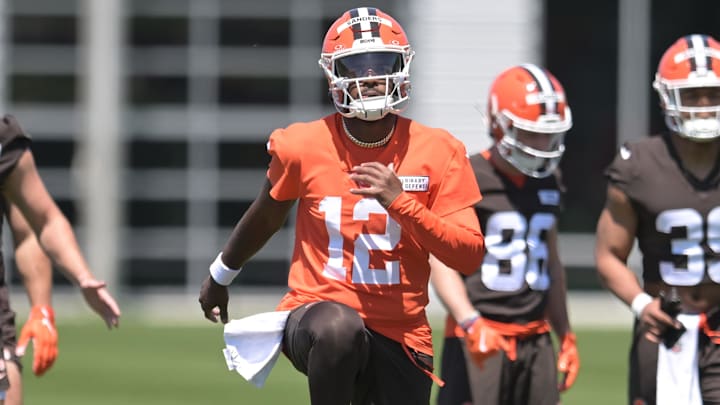 May 10, 2025; Berea, OH, USA; Cleveland Browns quarterback Shedeur Sanders (12) stretches during rookie minicamp at CrossCountry Mortgage Campus. Mandatory Credit: Ken Blaze-Imagn Images May 10, 2025; Berea, OH, USA; Cleveland Browns quarterback Shedeur Sanders (12) stretches during rookie minicamp at CrossCountry Mortgage Campus. Mandatory Credit: Ken Blaze-Imagn Images