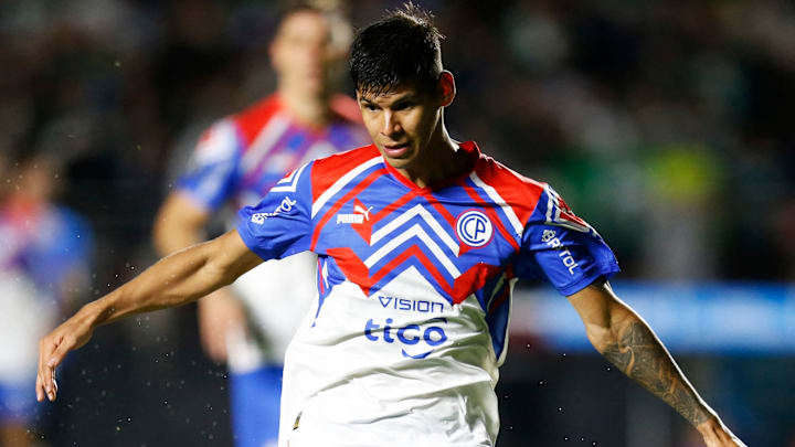 Robert Morales, nuevo jugador de Toluca