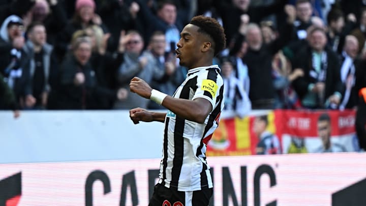 Joe Willock buteur face à Manchester United Joe Willock buteur face à Manchester United