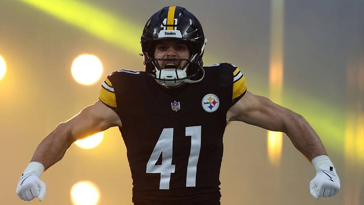 Nov 30, 2025; Pittsburgh, Pennsylvania, USA;  Pittsburgh Steelers linebacker Payton Wilson (41) takes the field against the Buffalo Bills at Acrisure Stadium. Mandatory Credit: Charles LeClaire-Imagn Images