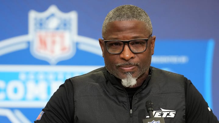 New York Jets head coach Aaron Glenn