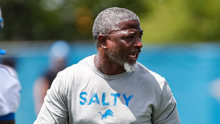 Detroit Lions defensive coordinator Aaron Glenn watches practice during mini camp at Detroit Lions headquarters and practice facility in Allen Park on Tuesday, June 4, 2024.