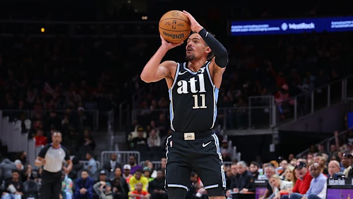 Hawks y Lakers podrían negociar por Trae Young