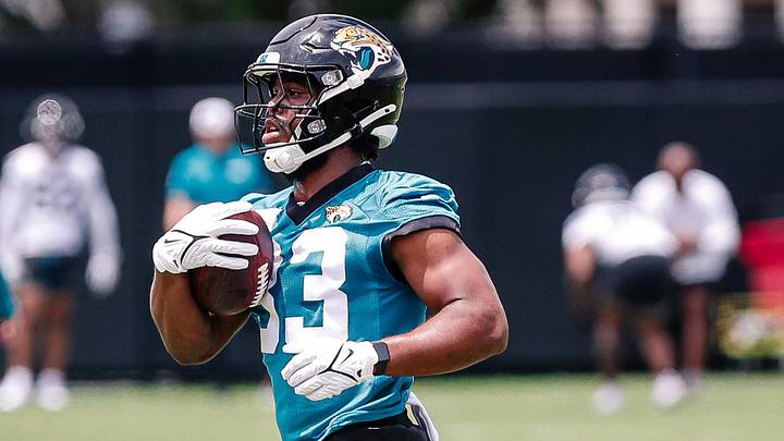 May 10, 2025; Jacksonville, FL, USA; Jacksonville Jaguars running back Bhayshul Tuten (33) participates in a drill during rookie minicamp at Miller Electric Center. Mandatory Credit: Travis Register-Imagn Images May 10, 2025; Jacksonville, FL, USA; Jacksonville Jaguars running back Bhayshul Tuten (33) participates in a drill during rookie minicamp at Miller Electric Center. Mandatory Credit: Travis Register-Imagn Images