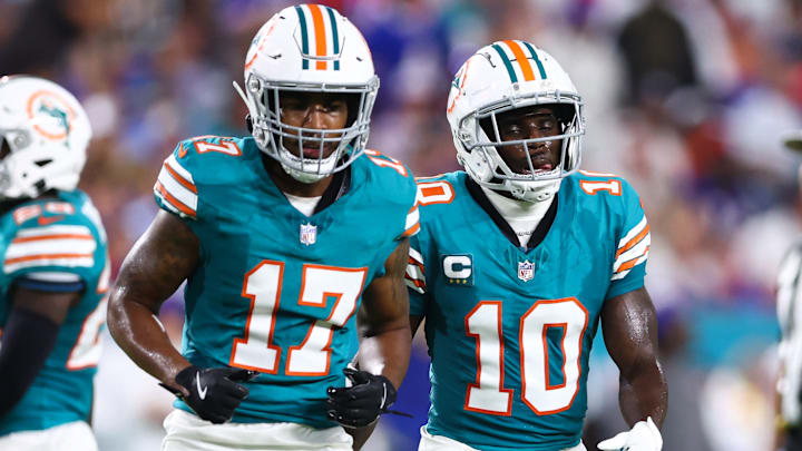 Miami Dolphins WRs Jaylen Waddle (17) and Tyreek Hill (10)