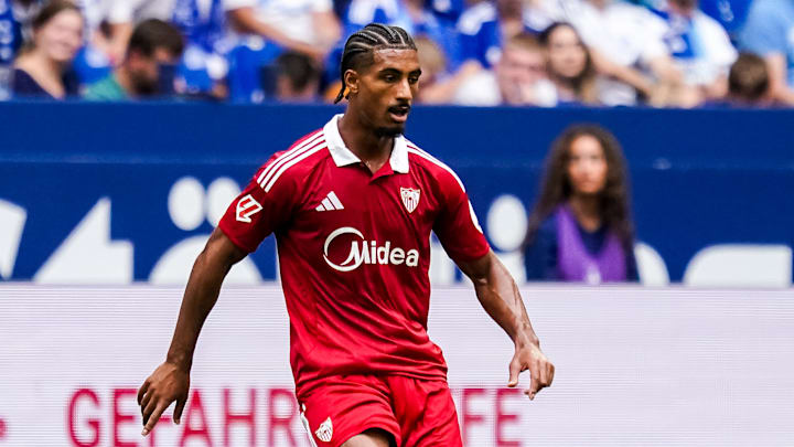 Loic Bade bei einem Testspiel im Sommer auf Schalke