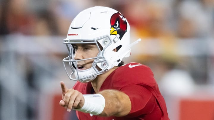 Aug 9, 2025; Glendale, Arizona, USA; Arizona Cardinals quarterback Clayton Tune (15) against the Kansas City Chiefs during a preseason NFL game at State Farm Stadium. Mandatory Credit: Mark J. Rebilas-Imagn Images