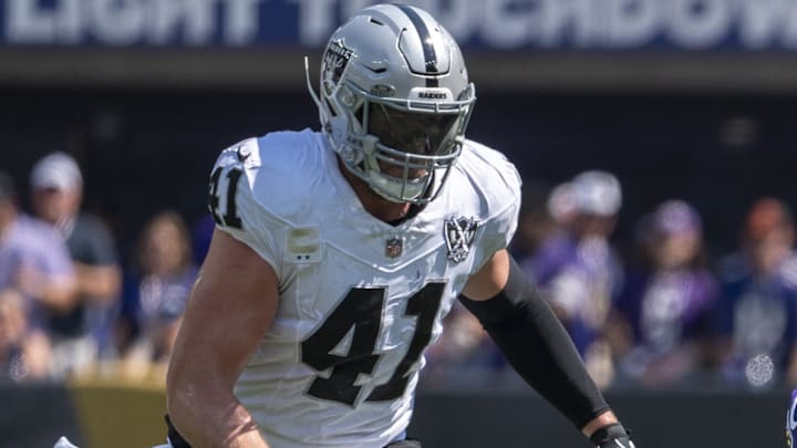 Sep 15, 2024; Baltimore, Maryland, USA; Baltimore Ravens wide receiver Rashod Bateman (7) runs after the catch as Las Vegas Raiders linebacker Robert Spillane (41) defends during the first quarter at M&T Bank Stadium. Mandatory Credit: Tommy Gilligan-Imagn Images Sep 15, 2024; Baltimore, Maryland, USA; Baltimore Ravens wide receiver Rashod Bateman (7) runs after the catch as Las Vegas Raiders linebacker Robert Spillane (41) defends during the first quarter at M&T Bank Stadium. Mandatory Credit: Tommy Gilligan-Imagn Images