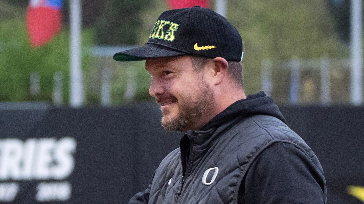 Dan Lanning Delivers Frank Evaluation of Oregon's Roster After Spring Game