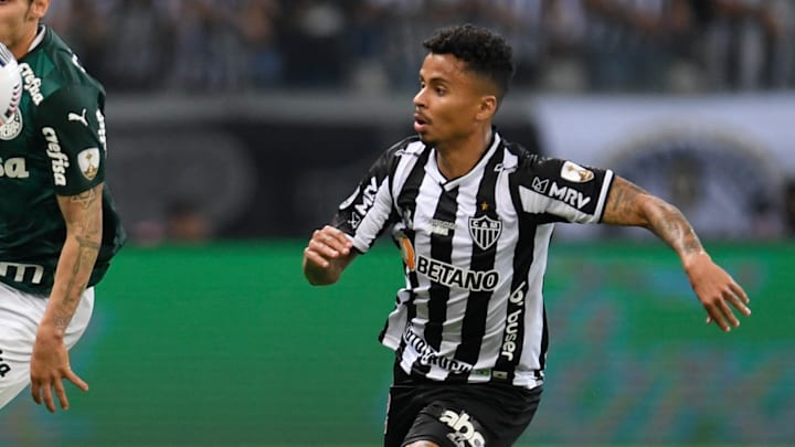 O volante defende o Galo há quatro temporadas O volante defende o Galo há quatro temporadas