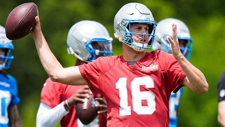 Detroit Lions quarterback Jared Goff (16) practices during OTA at Meijer Performance Center in Allen Park on Friday, May 30, 2025.