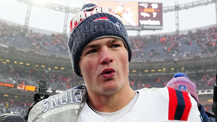 Jan 25, 2026; Denver, CO, USA; New England Patriots quarterback Drake Maye (10) reacts after defeating the Denver Broncos in the 2026 AFC Championship Game at Empower Field at Mile High. Mandatory Credit: Ron Chenoy-Imagn Images