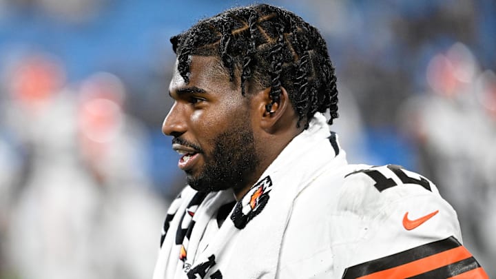 Cleveland Browns quarterback Shedeur Sanders (12) on thesidelines in the fourth quarter at Bank of America Stadium.