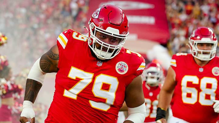 Aug 22, 2025; Kansas City, Missouri, USA; Kansas City Chiefs offensive tackle Esa Pole (79) takes the field prior to a game against the Chicago Bears at GEHA Field at Arrowhead Stadium. Mandatory Credit: Jay Biggerstaff-Imagn Images Aug 22, 2025; Kansas City, Missouri, USA; Kansas City Chiefs offensive tackle Esa Pole (79) takes the field prior to a game against the Chicago Bears at GEHA Field at Arrowhead Stadium. Mandatory Credit: Jay Biggerstaff-Imagn Images
