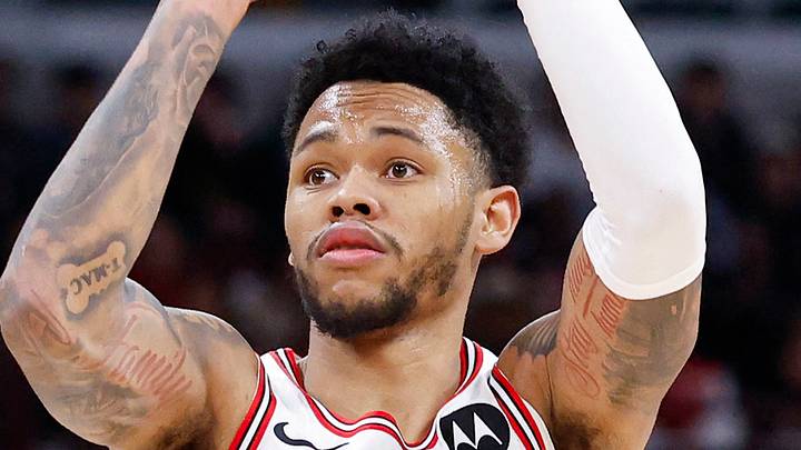 Feb 19, 2026; Chicago, Illinois, USA; Chicago Bulls guard Anfernee Simons (22) shoots against the Toronto Raptors during the second half at United Center. Mandatory Credit: Kamil Krzaczynski-Imagn Images Feb 19, 2026; Chicago, Illinois, USA; Chicago Bulls guard Anfernee Simons (22) shoots against the Toronto Raptors during the second half at United Center. Mandatory Credit: Kamil Krzaczynski-Imagn Images