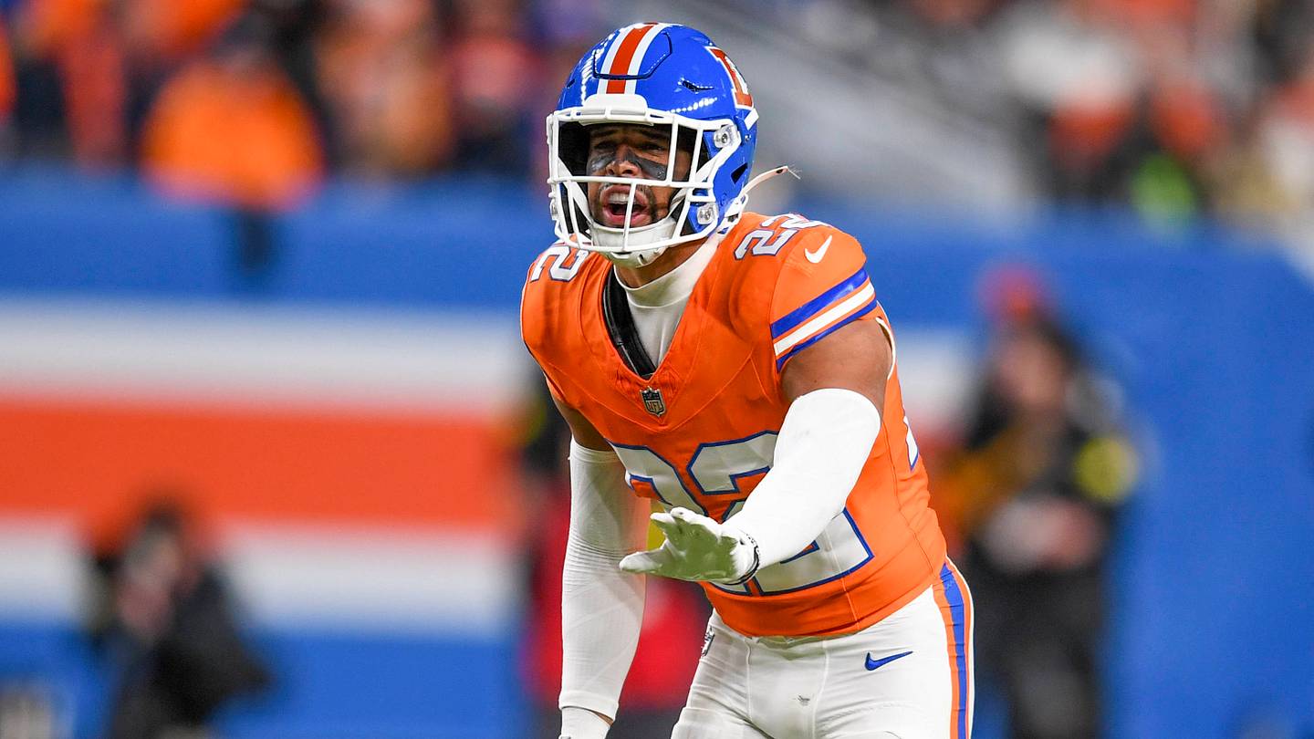 Breaking Down Brandon Jones' Broncos Future—Reading the Tea Leaves