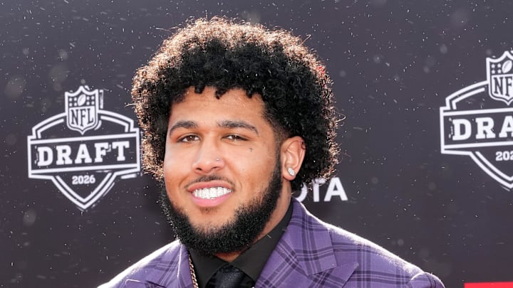 Alabama Crimson Tide tackle Kadyn Proctor