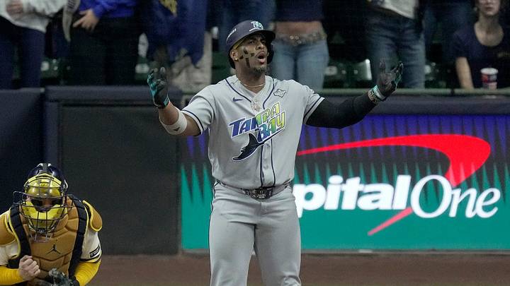 Diaz was unhappy with the call in the moment, but he ultimately agreed with it Diaz was unhappy with the call in the moment, but he ultimately agreed with it