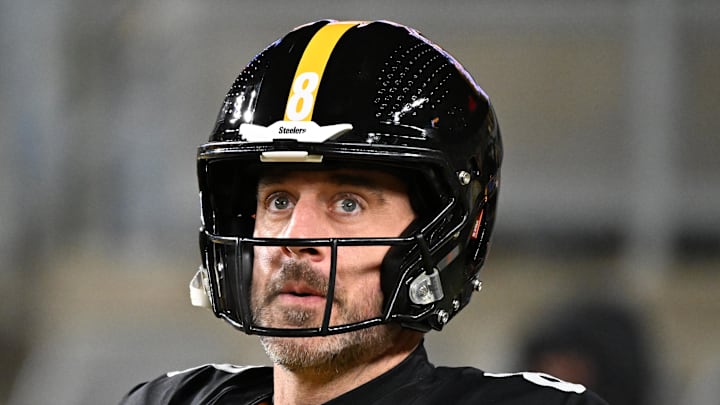 Pittsburgh Steelers quarterback Aaron Rodgers Pittsburgh Steelers quarterback Aaron Rodgers