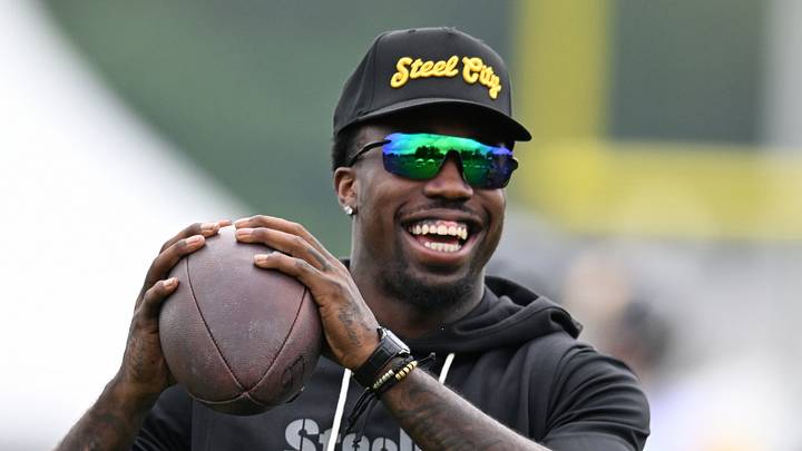 Former Pittsburgh Steelers cornerback Joey Porter Jr. (24) laughs on the sideline while watching a practice session Former Pittsburgh Steelers cornerback Joey Porter Jr. (24) laughs on the sideline while watching a practice session