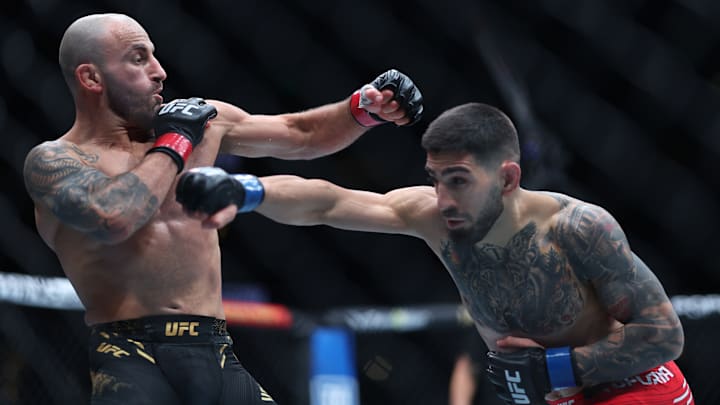 Ilia Topuria se convirtió en el primer español en ser campeón de la UFC, tras ganarle a Alexander Volkanovski