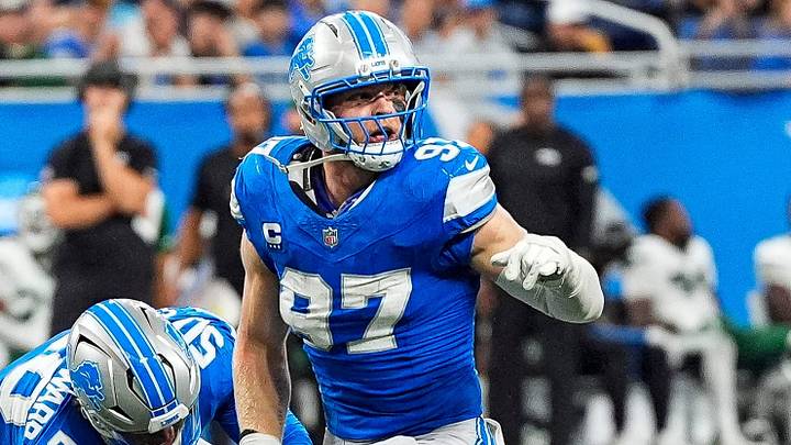Detroit Lions edge rusher Aidan Hutchinson (97). Detroit Lions edge rusher Aidan Hutchinson (97).