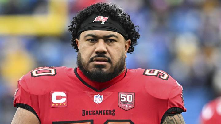 Nov 16, 2025; Orchard Park, New York, USA; Tampa Bay Buccaneers defensive tackle Vita Vea (50) warms up prior to the game against the Buffalo Bills at Highmark Stadium. Mandatory Credit: Mark Konezny-Imagn Images Nov 16, 2025; Orchard Park, New York, USA; Tampa Bay Buccaneers defensive tackle Vita Vea (50) warms up prior to the game against the Buffalo Bills at Highmark Stadium. Mandatory Credit: Mark Konezny-Imagn Images