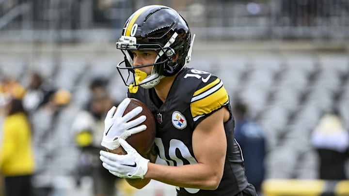 Oct 12, 2025; Pittsburgh, Pennsylvania, USA; Pittsburgh Steelers wide receiver Roman Wilson (10) warms up before the game at Acrisure Stadium. Mandatory Credit: Barry Reeger-Imagn Images