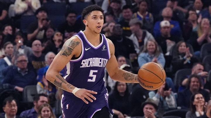 Apr 7, 2026; San Francisco, California, USA; Sacramento Kings guard Nique Clifford (5) dribbles upcourt against the Golden State Warriors in the second quarter at Chase Center. Mandatory Credit: David Gonzales-Imagn Images Apr 7, 2026; San Francisco, California, USA; Sacramento Kings guard Nique Clifford (5) dribbles upcourt against the Golden State Warriors in the second quarter at Chase Center. Mandatory Credit: David Gonzales-Imagn Images