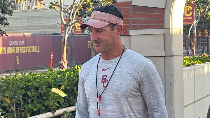 USC Trojans linebackers coach Mike Ekeler USC Trojans linebackers coach Mike Ekeler