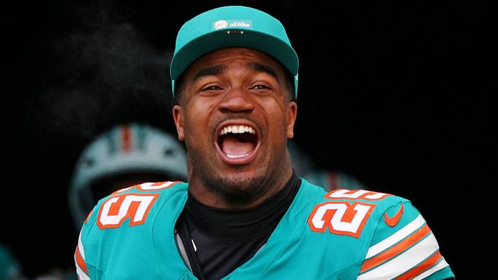 Dec 21, 2025; Miami Gardens, Florida, USA; Miami Dolphins linebacker Tyrel Dodson (25) runs on the field at the start of the game against the Cincinnati Bengals at Hard Rock Stadium. Mandatory Credit: Nathan Ray Seebeck-Imagn Images Dec 21, 2025; Miami Gardens, Florida, USA; Miami Dolphins linebacker Tyrel Dodson (25) runs on the field at the start of the game against the Cincinnati Bengals at Hard Rock Stadium. Mandatory Credit: Nathan Ray Seebeck-Imagn Images