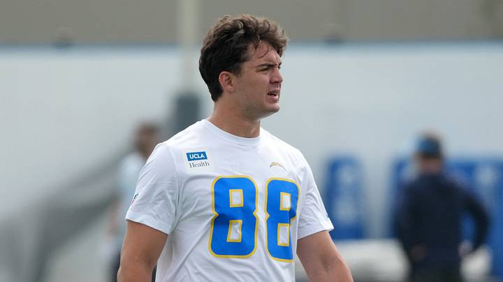 May 11, 2026; El Segundo, CA, USA; Los Angeles Chargers tight end Charlie Kolar (88) during offseason workouts at The Bolt. Mandatory Credit: Kirby Lee-Imagn Images May 11, 2026; El Segundo, CA, USA; Los Angeles Chargers tight end Charlie Kolar (88) during offseason workouts at The Bolt. Mandatory Credit: Kirby Lee-Imagn Images