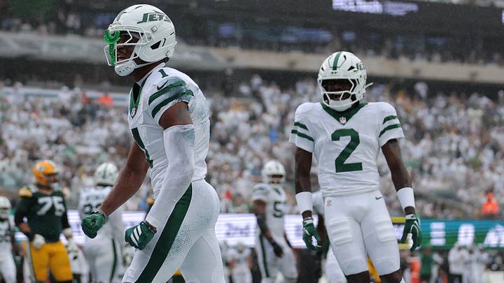 Cornerbacks Azareye'h Thomas and Brandon Stephens will be involved in one of the Jets' most important matchups this weekend. Cornerbacks Azareye'h Thomas and Brandon Stephens will be involved in one of the Jets' most important matchups this weekend.