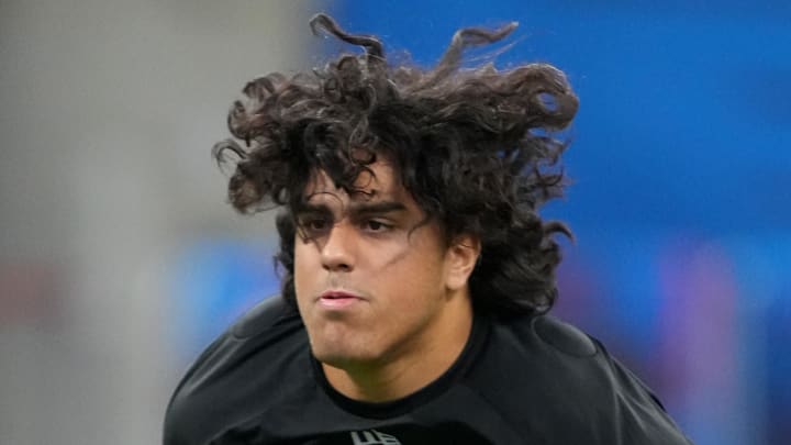 Utah offensive lineman Spencer Fano