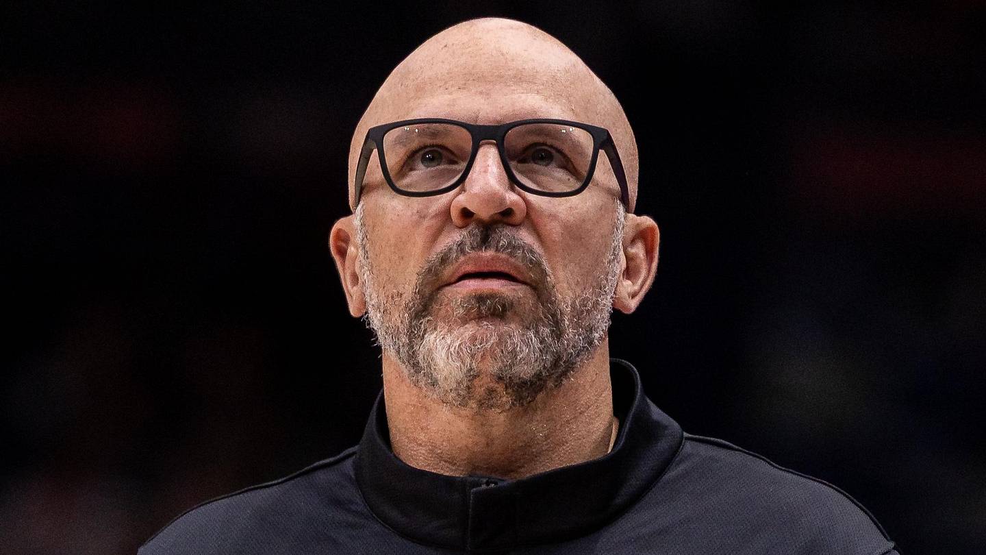 Jason Kidd finally gives Mavericks fans what they're begging for amid tank race