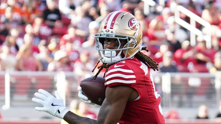 Aug 9, 2025; Santa Clara, California, USA; San Francisco 49ers wide receiver Demarcus Robinson (5) makes a reception in the first quarter against the Denver Broncos at Levi's Stadium. Mandatory Credit: David Gonzales-Imagn Images Aug 9, 2025; Santa Clara, California, USA; San Francisco 49ers wide receiver Demarcus Robinson (5) makes a reception in the first quarter against the Denver Broncos at Levi's Stadium. Mandatory Credit: David Gonzales-Imagn Images