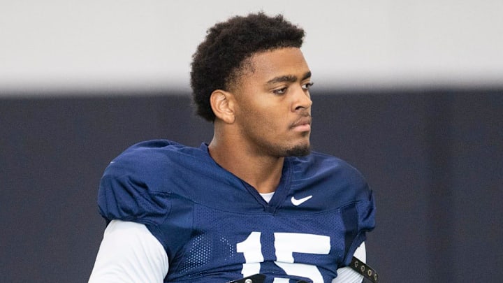 Auburn Tigers defensive end Keldric Faulk