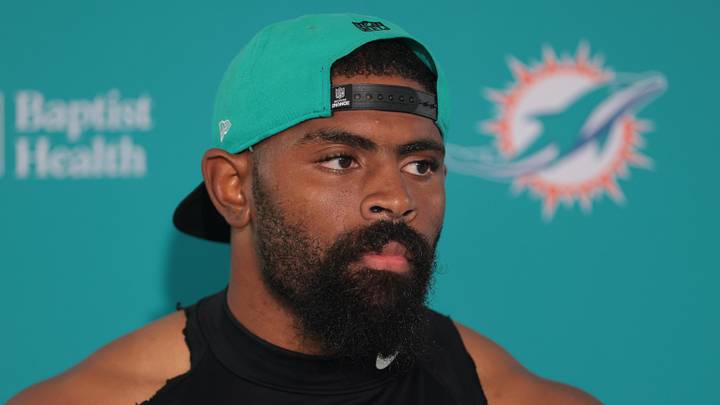 Miami Dolphins linebacker Jordyn Brooks