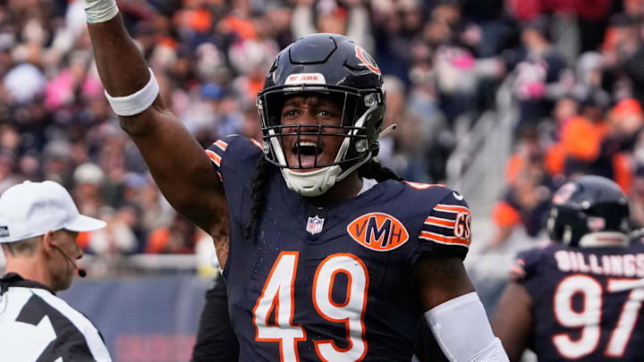 Chicago Bears middle linebacker Tremaine Edmunds (49) reacts after sacking New Orleans Saints quarterback Spencer Rattler (not pictured) Chicago Bears middle linebacker Tremaine Edmunds (49) reacts after sacking New Orleans Saints quarterback Spencer Rattler (not pictured)